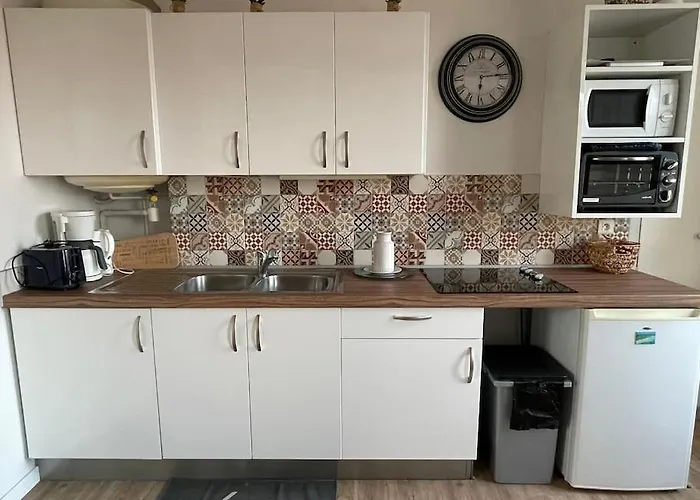 Апартаменти Chez Loulou - -